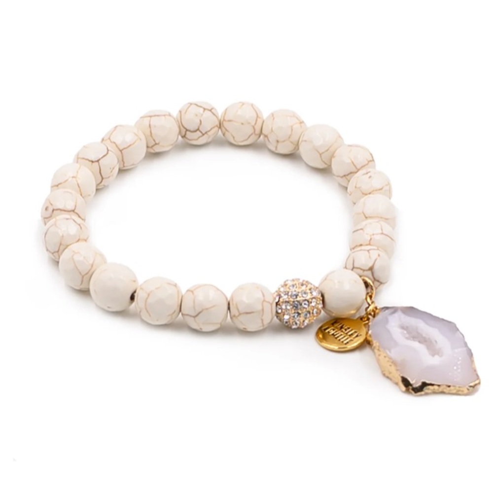 NWT! Kinsley Armelle Agate Collection Khaki Bracelet